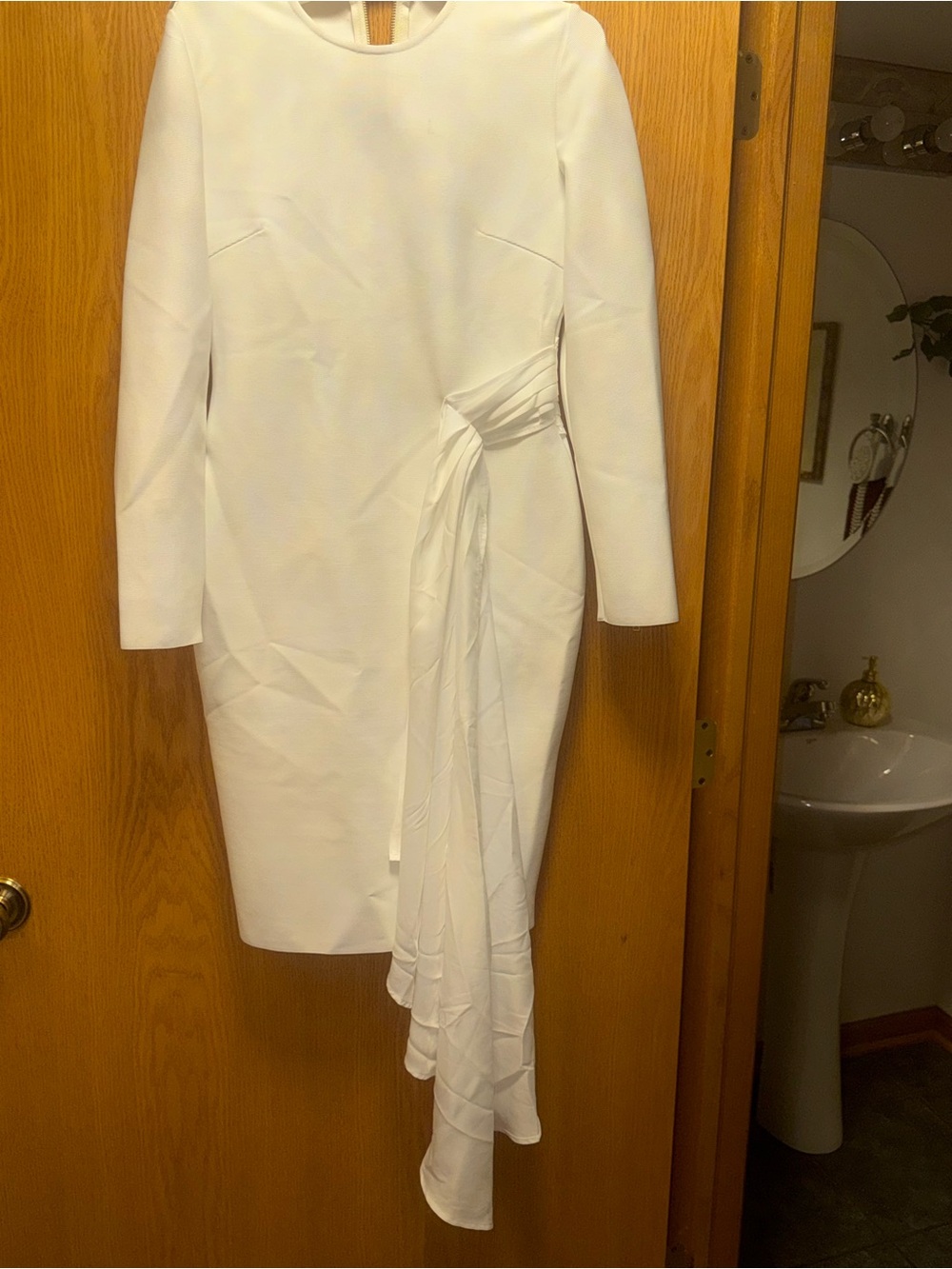 Women’s White Draped Long-Sleeve Sheath FITTED Dress Runs Small